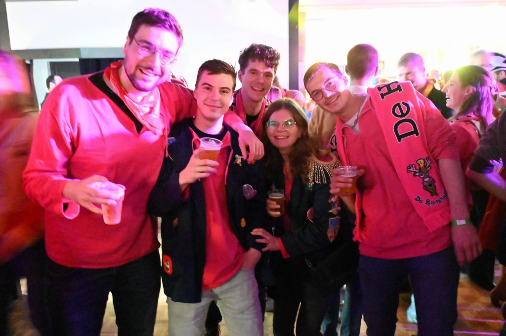 ../Images/Veurblazen Gaapstokken 041.jpg